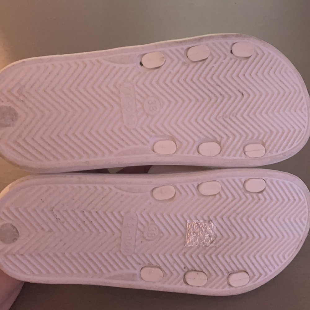 White slides Leo - Picture 3 of 4
